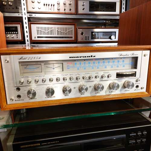 MARANTZ 2285 B Receiver Bolide Japan 1976 im woodcase